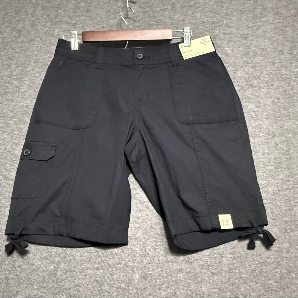 St.John’s Bay Bermuda Shorts Mid Rise Shorts Women’s Black Size 10P
